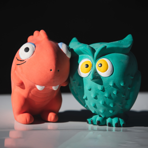 FREEDOG Latex uil speelgoed 11 x 9 x 9 cm